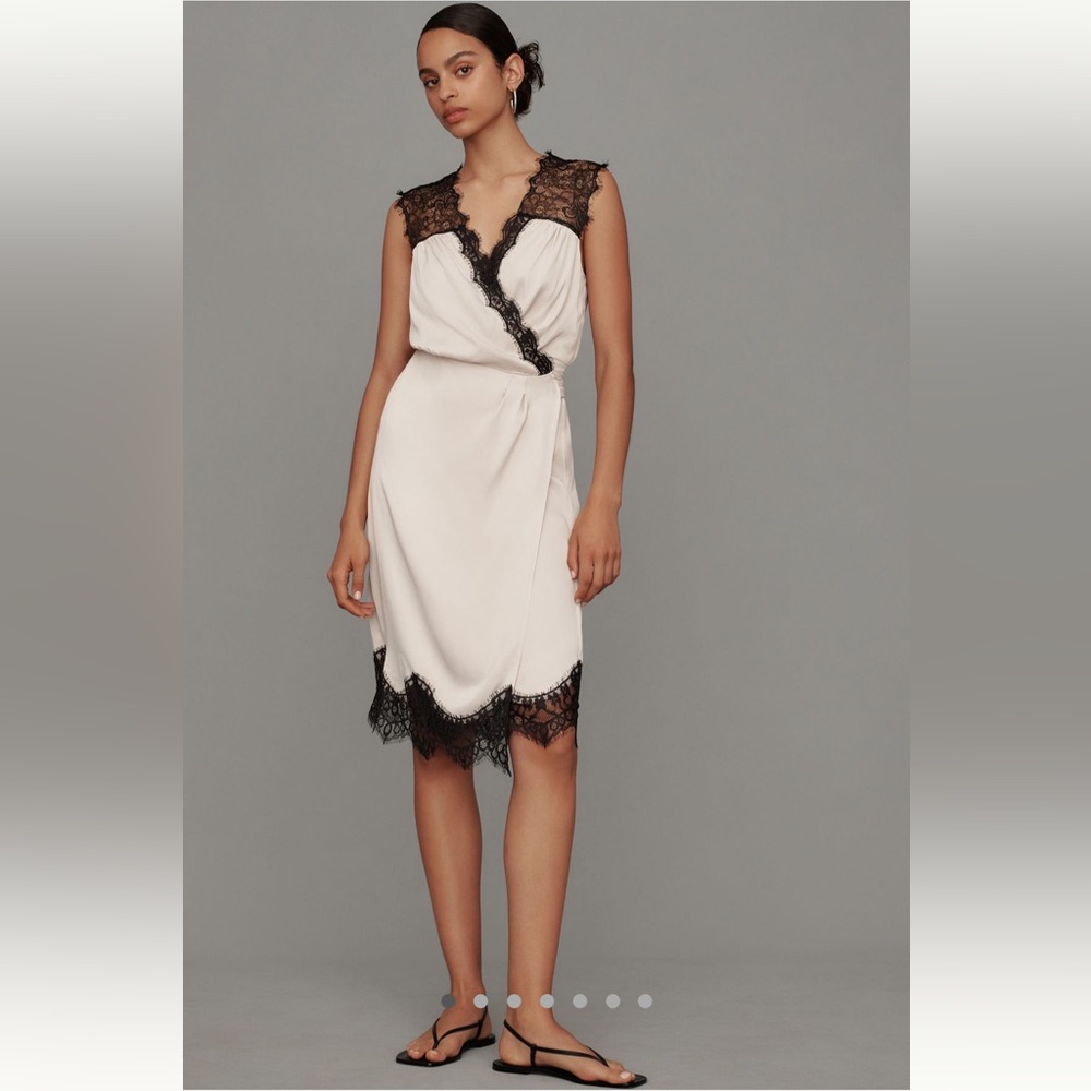 NWT Anthropologie Sleeveless V-Neck Lace
Wrap Midi Dress in Neutral Size XXS